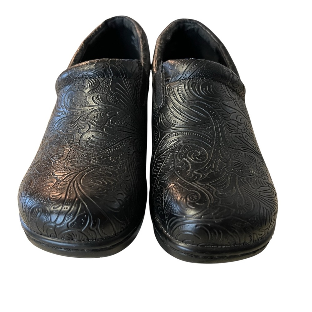 Yuu woman’s shoes